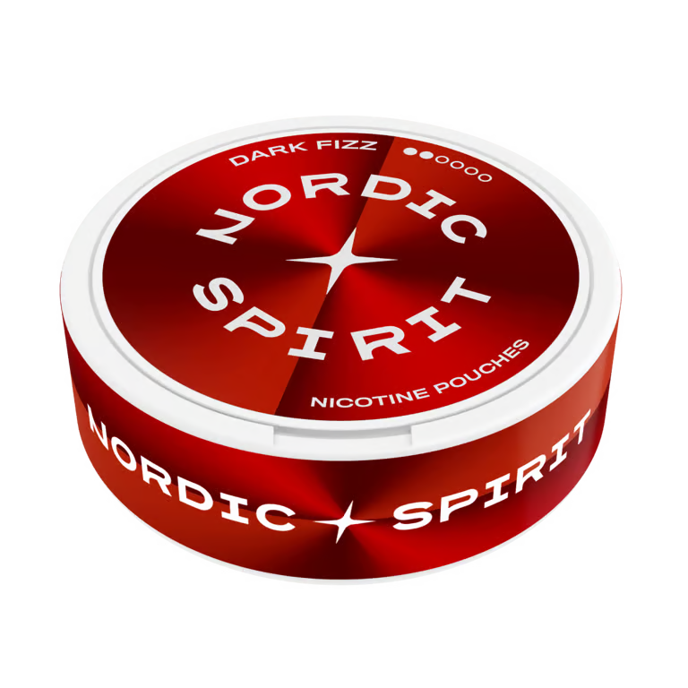 Nordic Spirit Dark Fizz Regular 5,6 mg nikotinové sáčky ve Slim formátu, příchuť skořice, vanilky a citrusů, balení 20 kusů