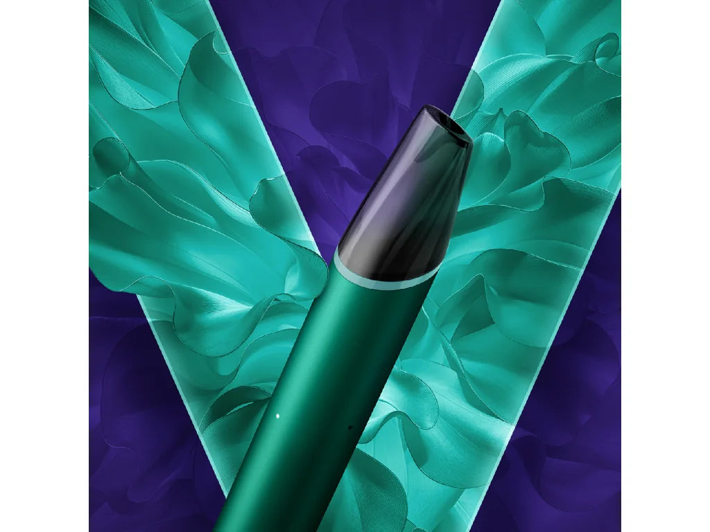 Detail VEEV NOW ULTRA Classic Mint s průhledným náustkem pro kontrolu zbývajícího e-liquidu
